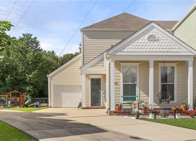 Property at 564 Oak Glen Dr, Gretna, LA 70056, 3 beds, 2.5 baths