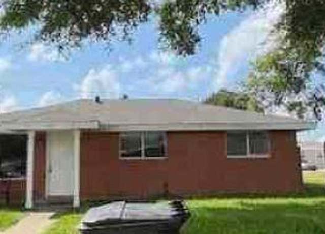 Property at 2229 Kenneth Dr, Violet, LA 70092, 3 beds, 1 bath
