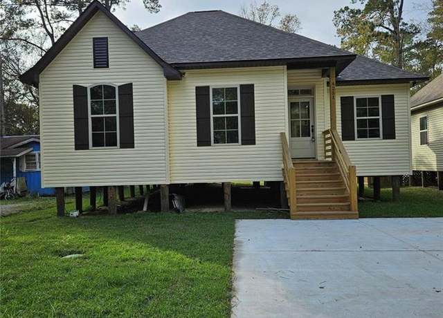 Property at 4251` Poplar Dr, Slidell, LA 70461, 4 beds, 2 baths