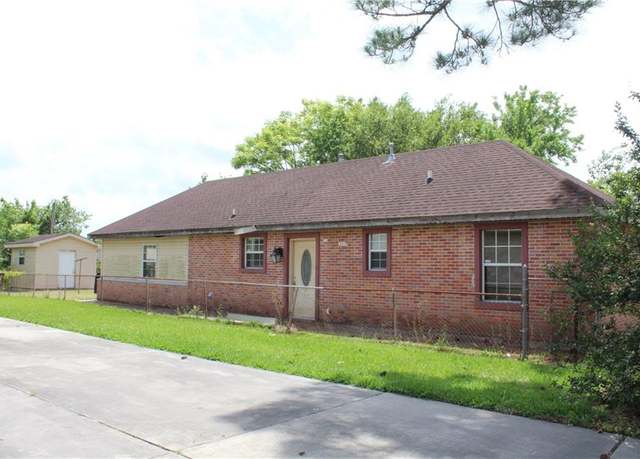 Property at 3212 Boyd St, New Orleans, LA 70131, 2 beds, 1.5 baths
