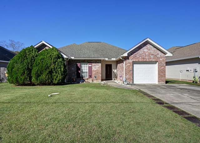 Property at 2368 Soult Rd, Mandeville, LA 70448, 3 beds, 2 baths