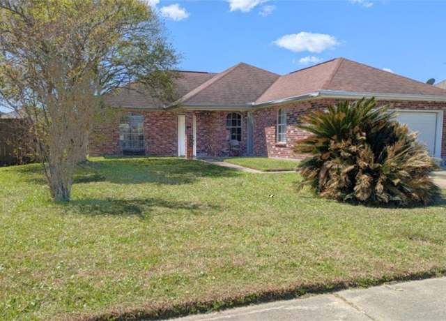 Property at 157 Tammy Dr, La Place, LA 70068, 3 beds, 2 baths