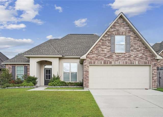 Property at 2505 Sam Ct, Covington, LA 70435, 3 beds, 2 baths