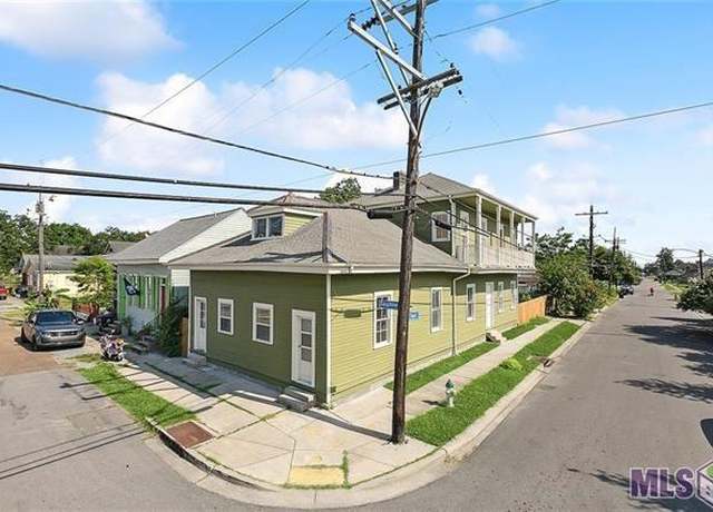 Property at 5467 Dauphine St, New Orleans, LA 70117, 5 beds, 3 baths