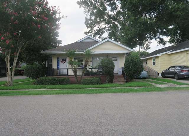 Property at 2215 13 James St, Jefferson, LA 70121, 2 beds, 2 baths