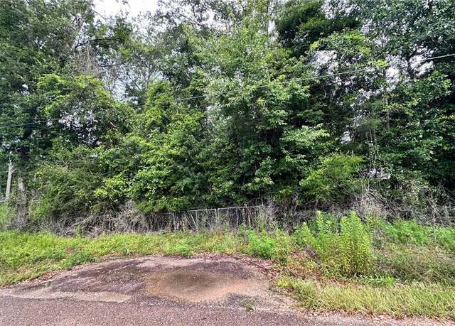 Property at Lot 26 Markham Dr, Lacombe, LA 70445