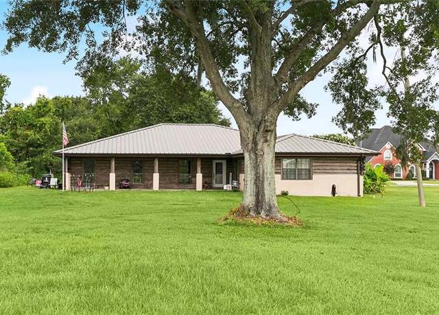 Property at 12228 23 Hwy, Belle Chasse, LA 70037, 3 beds, 2.5 baths