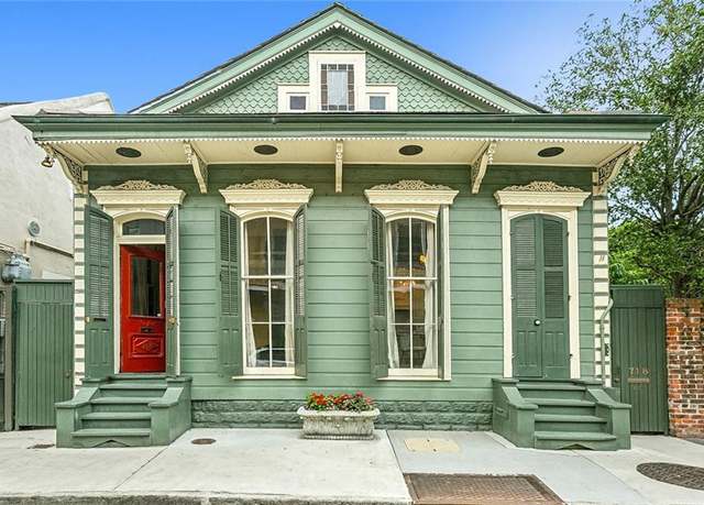 Property at 718 Ursulines Ave Unit D, New Orleans, LA 70116, 1 bed, 1 bath