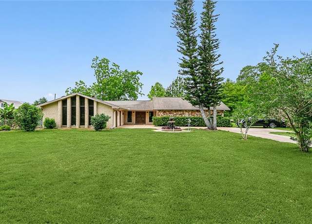 Property at 30592 Highway 11 Hwy, Buras, LA 70041, 4 beds, 4.5 baths
