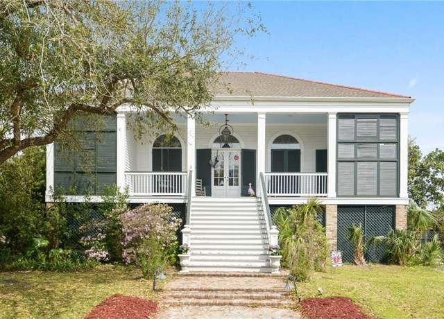 Property at 2704 Gay Lynn Dr, Kenner, LA 70065, 4 beds, 5.5 baths