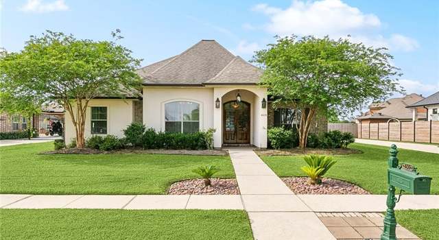 Photo of 409 Lac Verret Dr, Luling, LA 70070