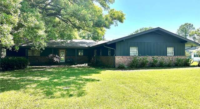 Photo of 130 N Oak Ct, Luling, LA 70070