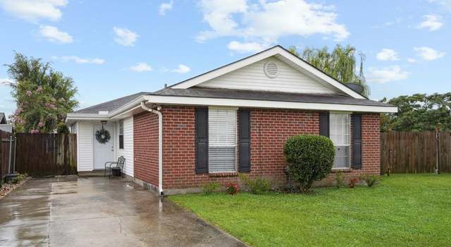 Photo of 2733 Bayou Lours Ct, Marrero, LA 70072