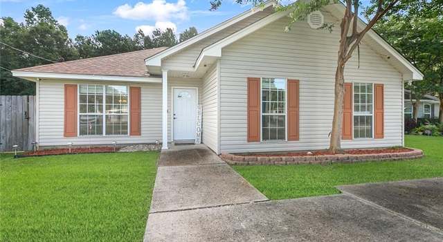 Photo of 28683 Berry Todd Rd, Lacombe, LA 70445