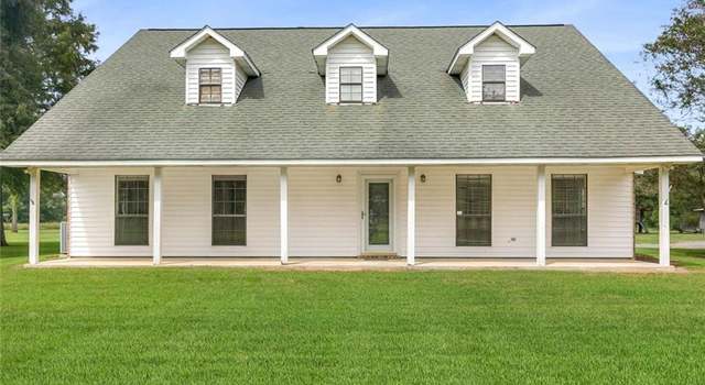 Property at 10480 Bueche Rd, Bueche, LA 70729, 3 beds, 3 baths