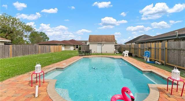 Photo of 3416 Dauterive Dr, Chalmette, LA 70043