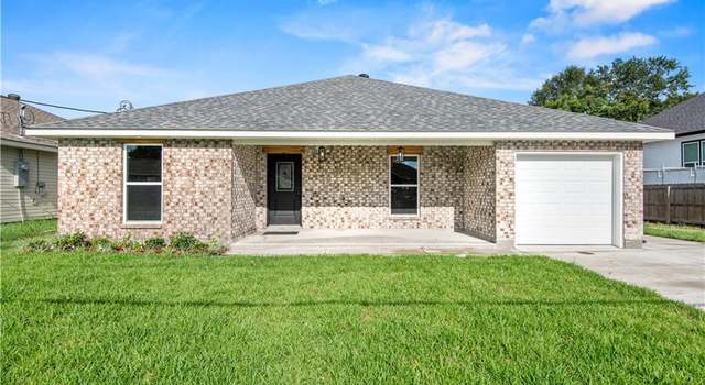 Photo of 2100 Plaza Dr, Chalmette, LA 70043