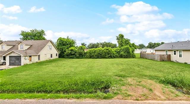 Photo of 227 Barreca St, Norco, LA 70079