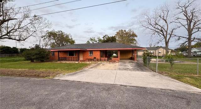 Photo of 850 Barreca St, Norco, LA 70079