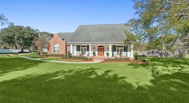 Photo of 242 Sarah Victoria Dr, Belle Chasse, LA 70037