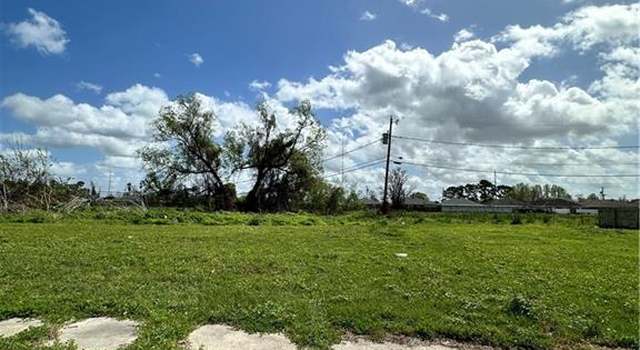 Photo of 73-75 E Phillip Ct, Chalmette, LA 70043