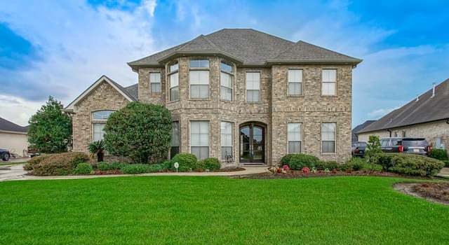 Photo of 3301 Turnberry Ln, Harvey, LA 70058