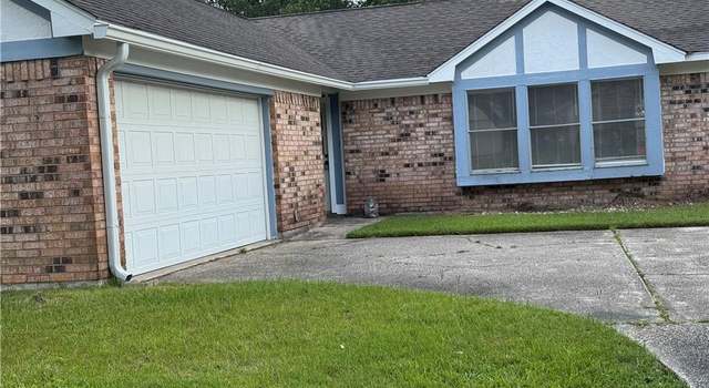 Photo of 204 Portsmouth Dr, Slidell, LA 70460