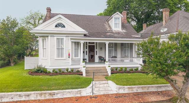 Photo of 408 S Union St, Natchez, MS 39120