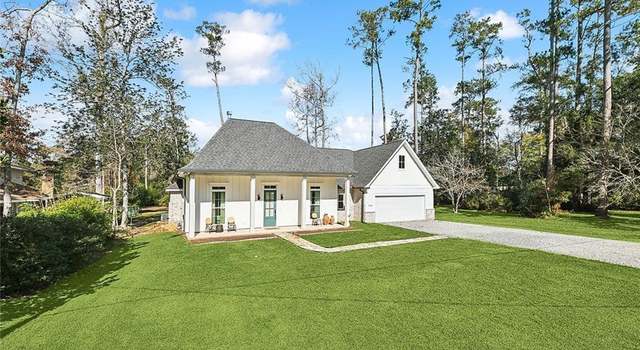 Photo of 143 Chinchuba Gardens Dr, Mandeville, LA 70471