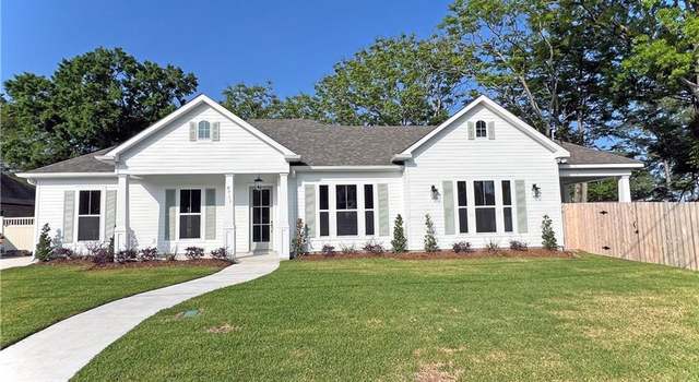 Photo of 8711 Belle Grove Pl, River Ridge, LA 70123