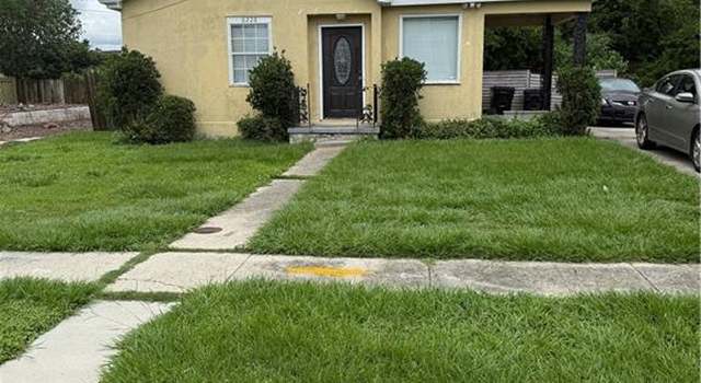 Photo of 6228 Warrington Dr, New Orleans, LA 70122