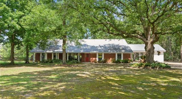 Photo of 21222 Spring Clover Ln, Covington, LA 70435