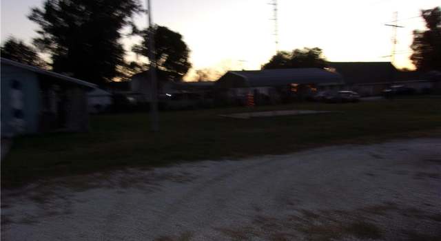 Photo of 1327 East Dr, Westwego, LA 70094