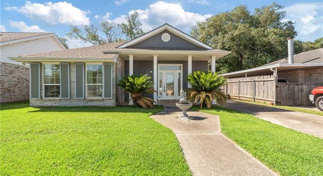 Photo of 2900 Meadow Dr, Violet, LA 70092
