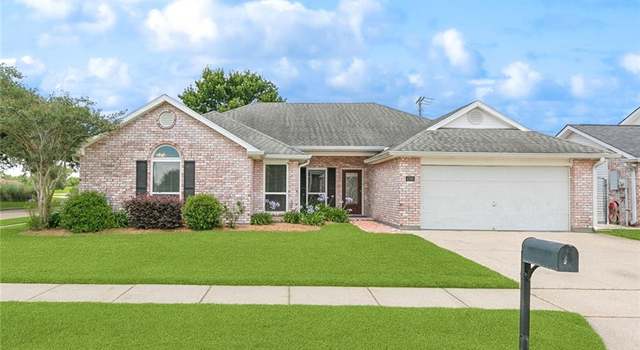 Photo of 4740 Red Oak Dr, Marrero, LA 70072