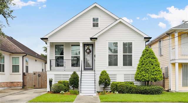 Photo of 5740 Warrington Dr, New Orleans, LA 70122