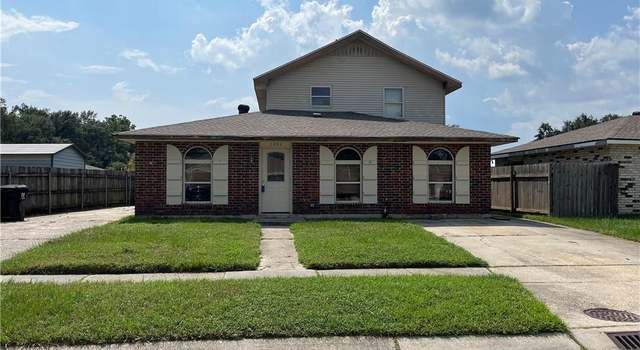 Photo of 2404 Bobwhite Dr, St Bernard, LA 70085