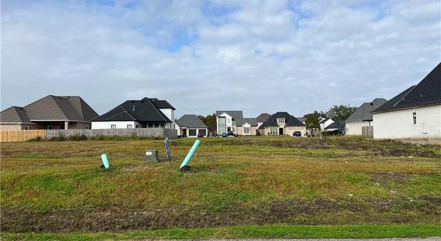 Photo of 105 Pintail Pt, Belle Chasse, LA 70037
