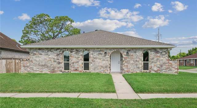 Photo of 2228 Veronica Dr, Chalmette, LA 70043