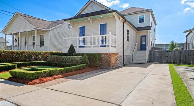 Photo of 5760 Warrington Dr, New Orleans, LA 70122