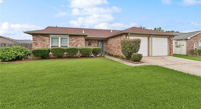 Photo of 1045 Kingsway Dr S, Gretna, LA 70056