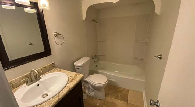 Photo of 6320 Riverside Dr #320, Metairie, LA 70003