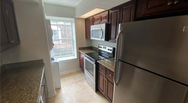 Photo of 6320 Riverside Dr #320, Metairie, LA 70003