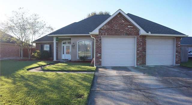 Photo of 109 Oak Knoll Ct, La Place, LA 70068