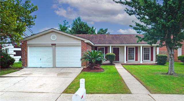 Photo of 3749 Glenoak Dr, Harvey, LA 70058