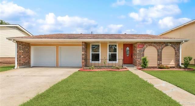 Photo of 3821 Chriswood Ln, Harvey, LA 70058