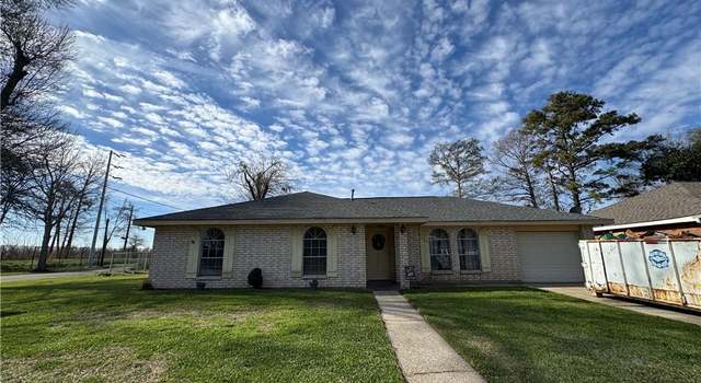 Photo of 360 Courville Dr, Luling, LA 70070