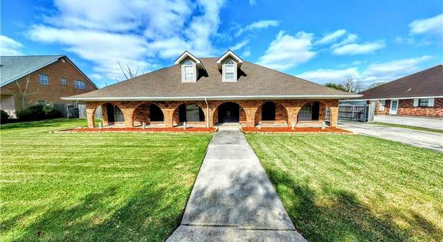 Photo of 2549 Cedarlawn Dr, Marrero, LA 70072