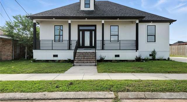 Photo of 3905 Gallo Dr, Chalmette, LA 70043