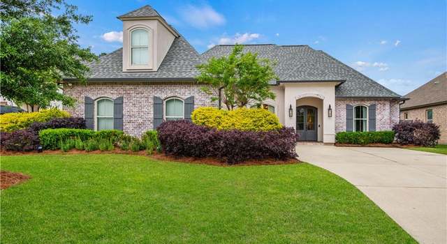 Photo of 1104 Cypress Crossing Dr, Madisonville, LA 70447